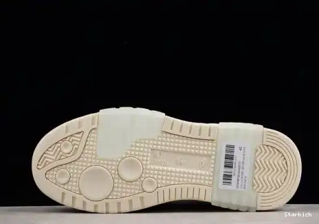 O-W Office Out Sneakers Of Leather Low-top 0520